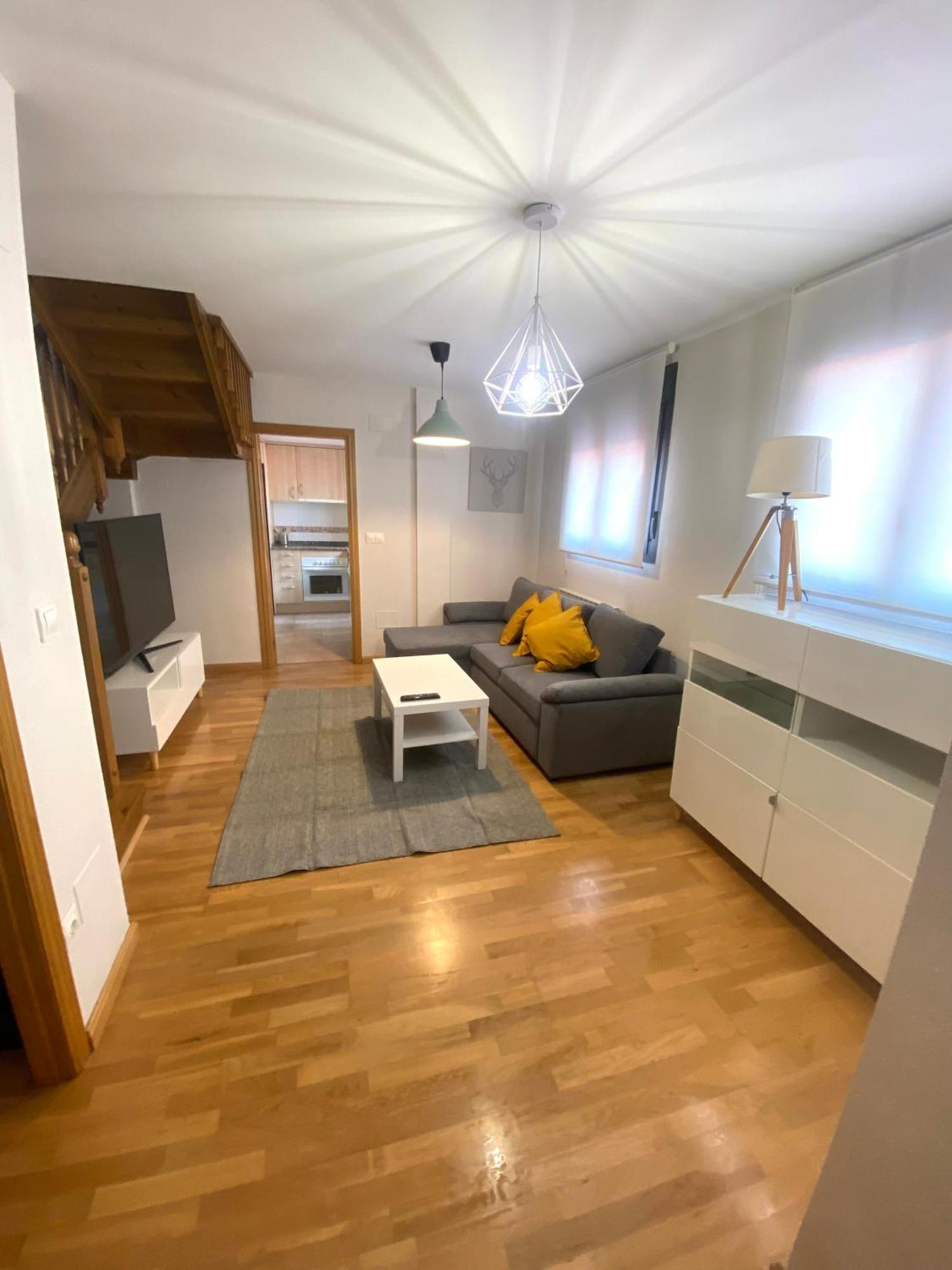 Apartamento Centrico Con Garaje Jaca Extérieur photo